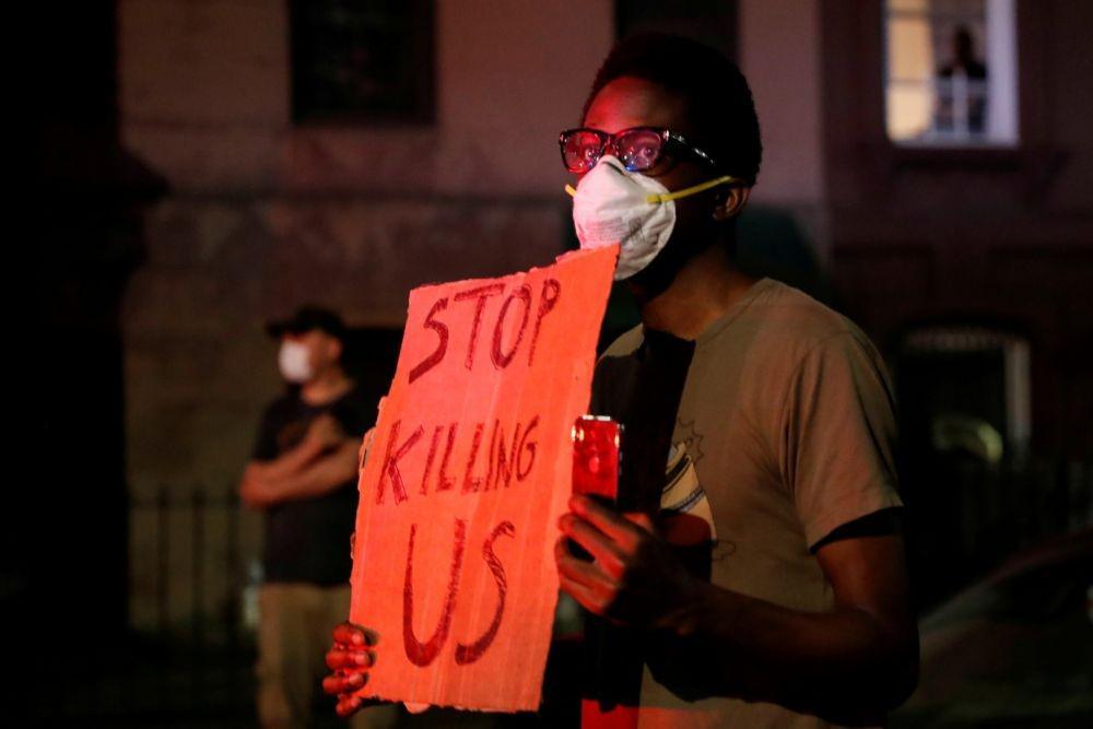 https://cdn.idntimes.com/content-images/post/20200601/antarafoto-us-protesting-georgefloyddeath-30052020-28f071339f914967f8300c1e3709dcf2.jpg