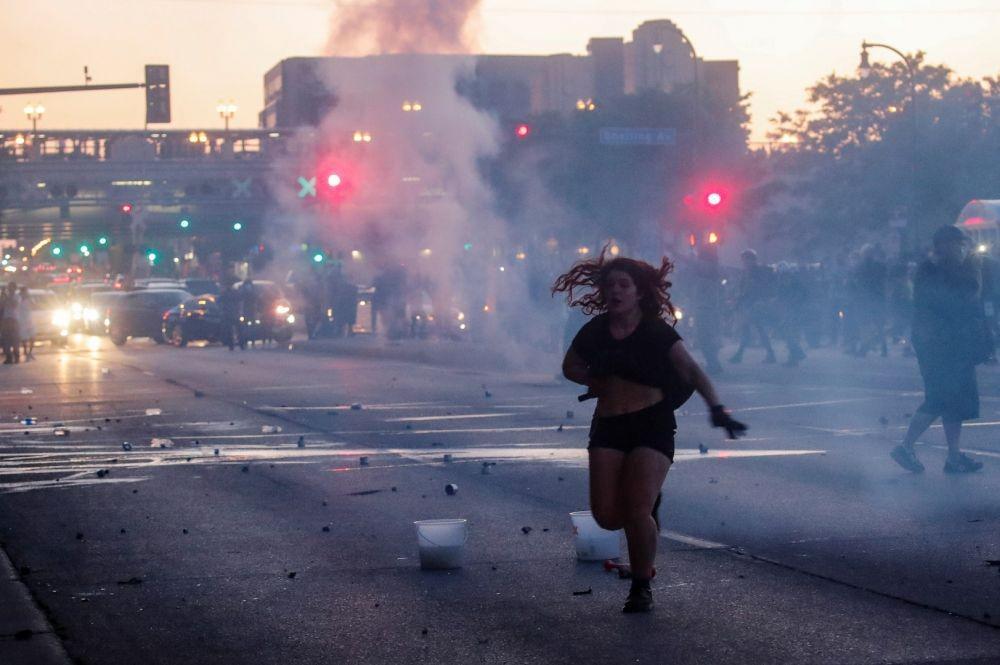 https://cdn.idntimes.com/content-images/post/20200601/antarafoto-us-whitepoliceblackman-demonstration-29052020-132e285914eead17c9609c927458ce4d.jpg