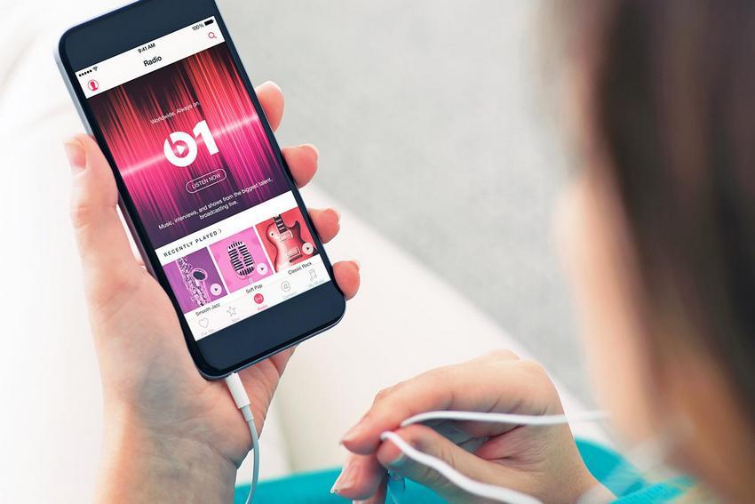 https://cdn.idntimes.com/content-images/post/20160914/apple-music-717d5c4bc8457865ff96f76fe6624276.jpg
