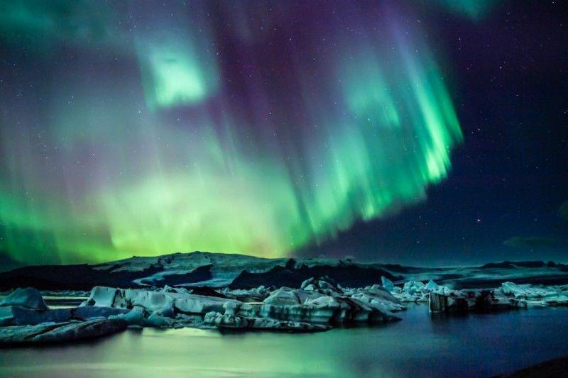 http://cdn.idntimes.com/content-images/post/20160426/aurora-c272b98896d090a5781b6714cd60799a.jpg