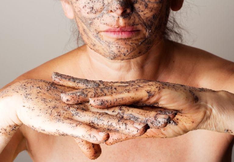 http://cdn.idntimes.com/content-images/post/20160216/ayana-body-scrub-chicago-fce395e620479d26f5936e7caab2c13b.jpg