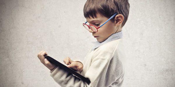 http://cdn.idntimes.com/content-images/post/old/b075c-kid-with-tablet.jpg