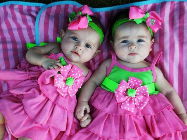 http://cdn.idntimes.com/content-images/post/old/bad92-twins10_hdwallpapersfit.jpg