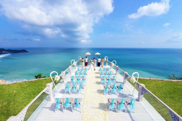 http://cdn.idntimes.com/content-images/post/20160206/bali4-ayanaresortcom-517a163ea4c5adcabe8f0f8758f05e8f.jpg