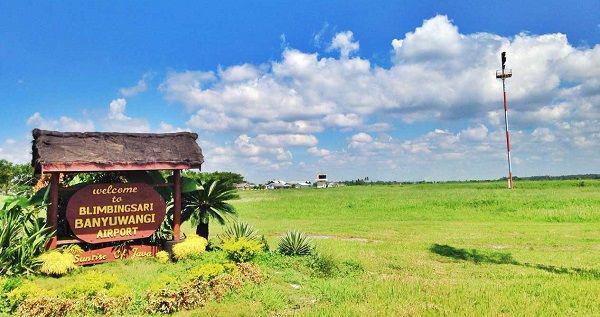 http://cdn.idntimes.com/content-images/post/20160218/banyu13topindonesiaholidays-87635640810596bbba8b36fa8bdd7a65.jpg