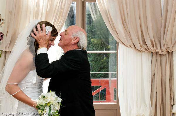http://cdn.idntimes.com/content-images/post/old/bc760-dad11_swissweddingcompany.jpg