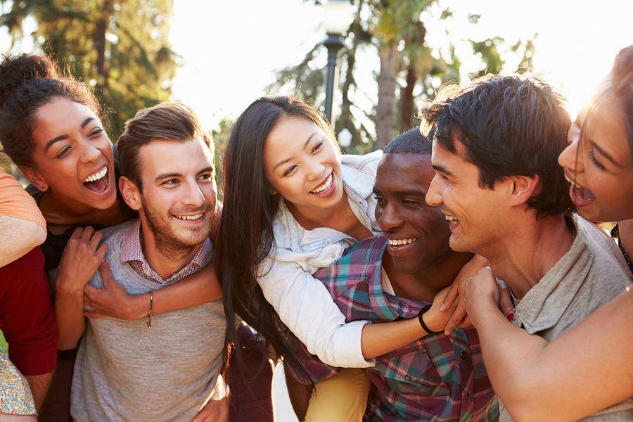http://cdn.idntimes.com/content-images/post/20160517/bigstock-group-of-friends-having-fun-to-58863776-1-51383b2ce35a238017917d9532d28bc1.jpg