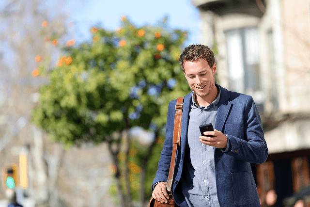 http://cdn.idntimes.com/content-images/post/20160211/bigstock-young-urban-professional-onphone-sized-549e35744e55bcf9acb2db584fd33864.png
