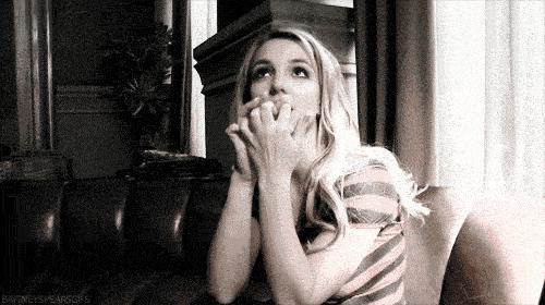 http://cdn.idntimes.com/content-images/post/20160208/biting-nails-britney-spears-24fd71b7ebb8ada64a3b83d8d127bafc.gif