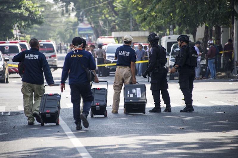 https://cdn.idntimes.com/content-images/post/20180513/bom-surabaya6-1f604b47f80827e4acb79fac90f021ae.jpg