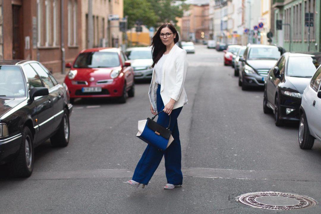 http://cdn.idntimes.com/content-images/post/20160428/buncit5-fashion-secretcom-a194ecfd7f1e25f4374f9321fe8bcc82.jpg