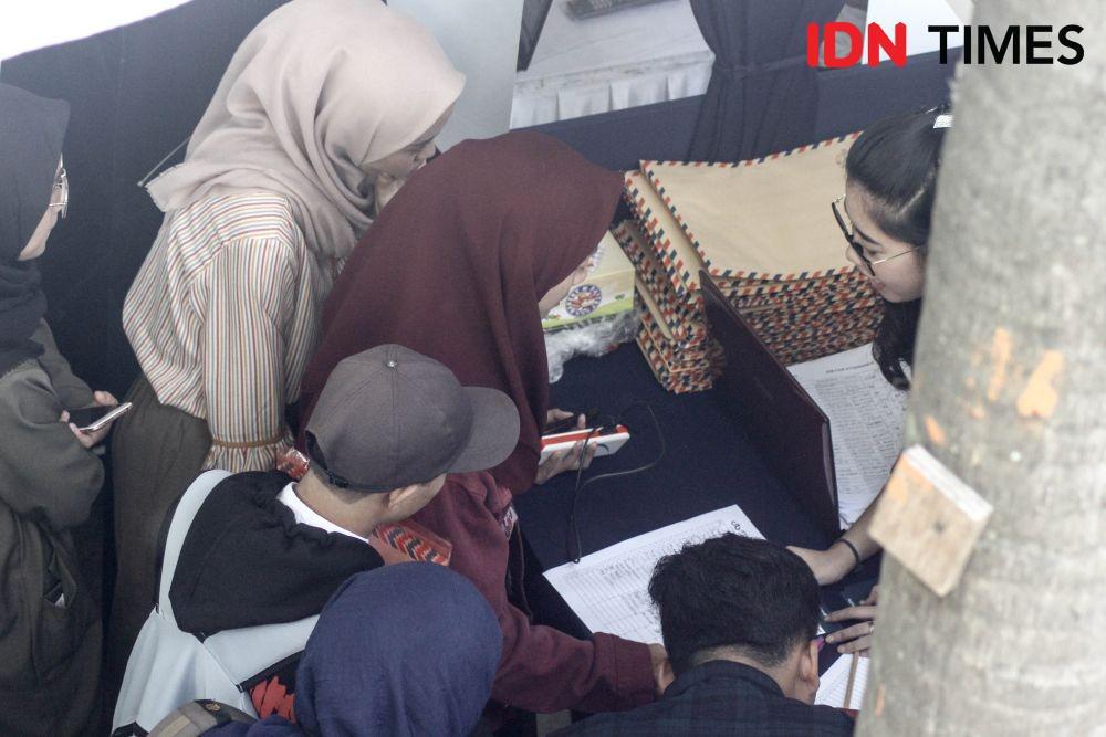 https://cdn.idntimes.com/content-images/post/20190625/bursa-tenaga-kerja-job-fair-di-bandung-0223-00920310f812818d5303ce46241cfb6c.jpg