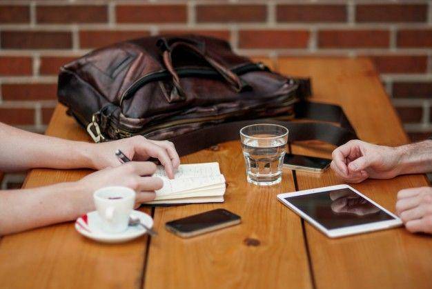http://cdn.idntimes.com/content-images/post/20160125/business-couple-meeting-in-coffee-shop-426-19315255-5c6339c32696e7f54cd15a38415ba7a8.jpg