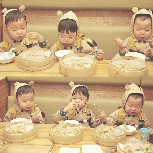 http://cdn.idntimes.com/content-images/post/old/cf4fe-triplets10.jpg