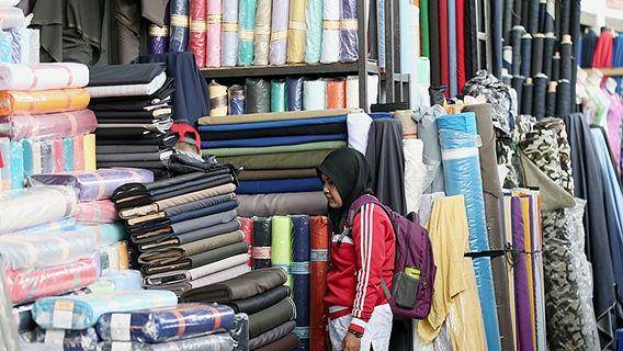 http://cdn.idntimes.com/content-images/post/20151216/cipadu-print-kompas-cab3a729c82137a2cb5874622c2fed1a.jpg