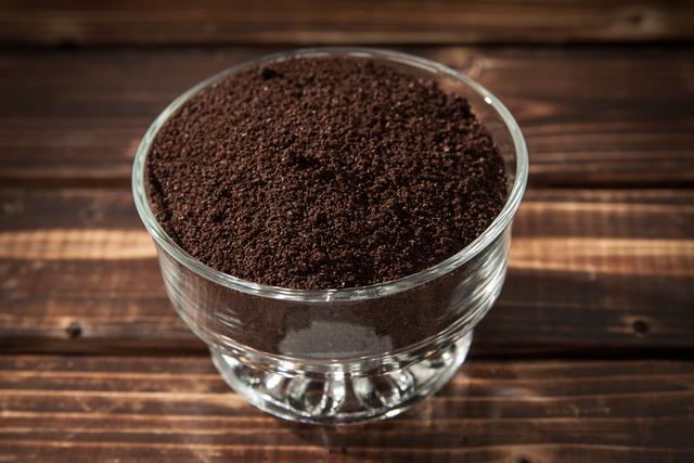 https://cdn.idntimes.com/content-images/post/20170211/coffee-ground-d5187ea3b27141996fb69e0fde81b719.png