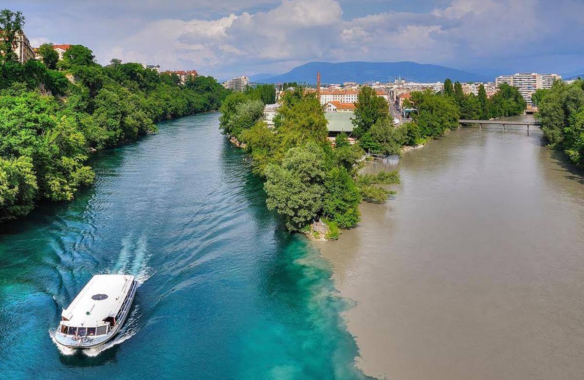 https://cdn.idntimes.com/content-images/post/20180107/confluence-of-rhone-and-arve-switzerland-f439a50f688a3b860f65e045e0d49999.jpg