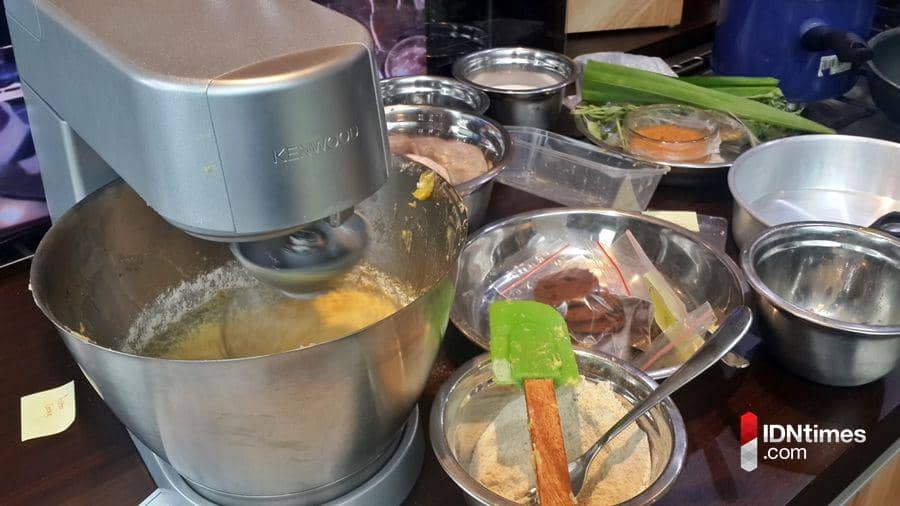 http://cdn.idntimes.com/content-images/post/20160425/cooking-3-5b2da23e4fcaeec1ccc10cb1d166ac88.jpg