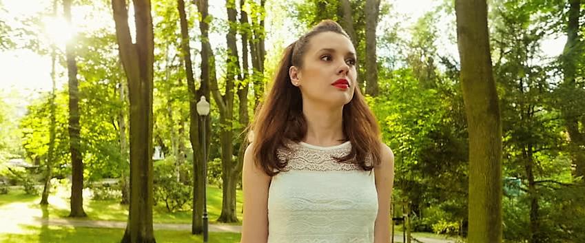 http://cdn.idntimes.com/content-images/post/20160623/coverrr-725545d36e1a56611ea8247865cdeed5.jpg