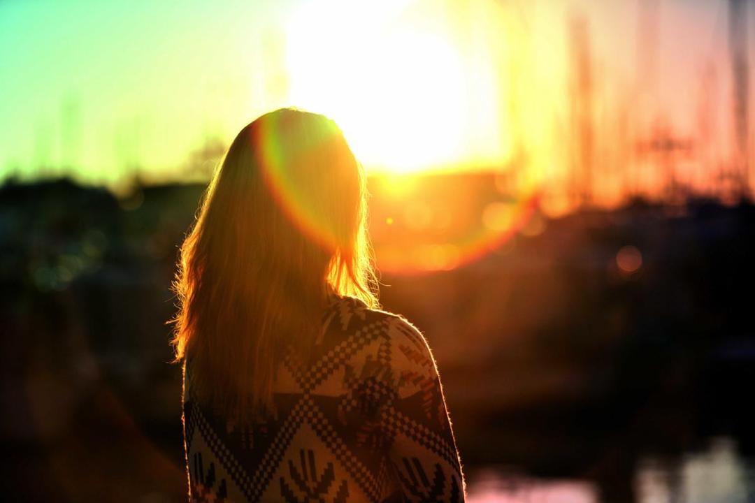http://cdn.idntimes.com/content-images/post/20160527/cute-sad-girl-images-820869add76978d0f22f4d82a4116b58.jpg