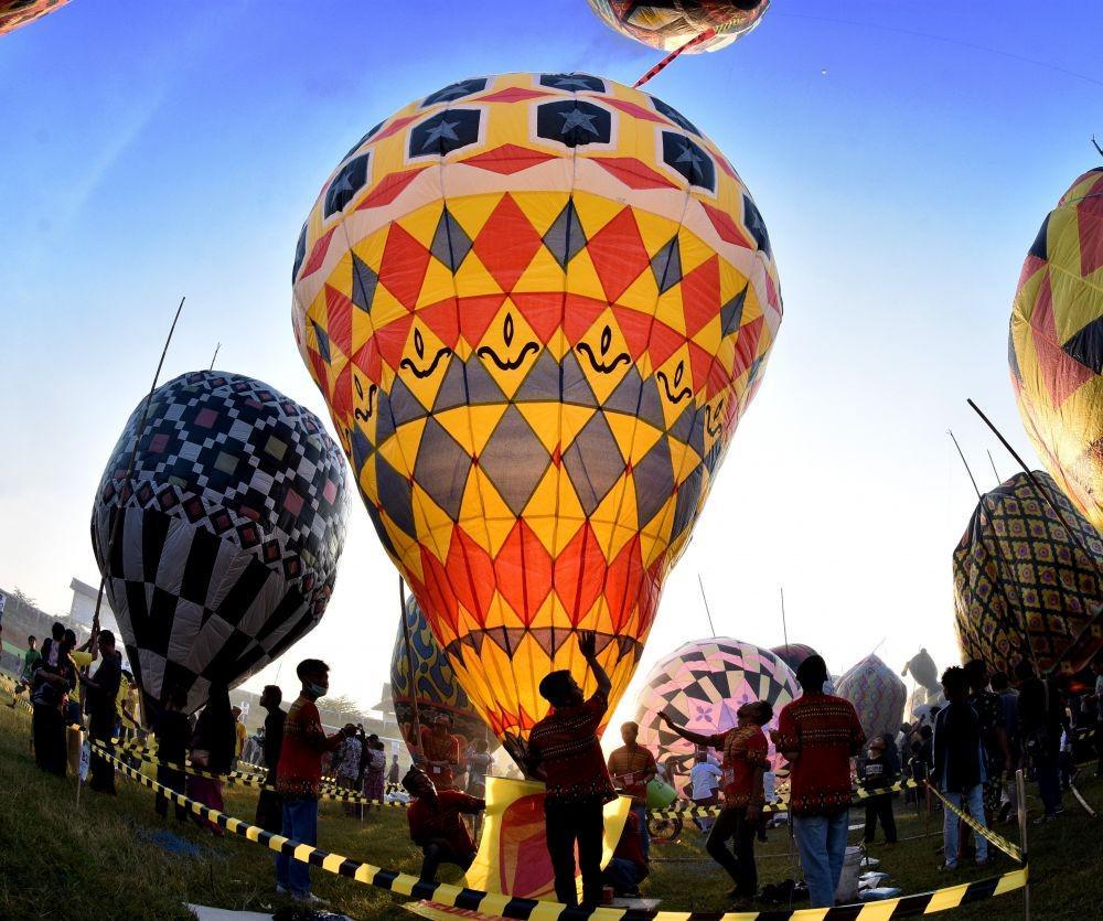 https://cdn.idntimes.com/content-images/post/20190612/d80wx5bv4ae8pct-31d45ec425d22f3e3bb8eb36abfbdddc.jpeg