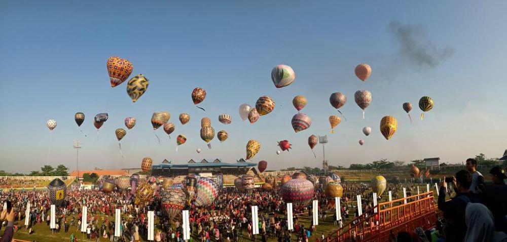 https://cdn.idntimes.com/content-images/post/20190612/d81l0-auwaavkl1-fa7012b795c7c912318f60e34f57d8bc.jpeg
