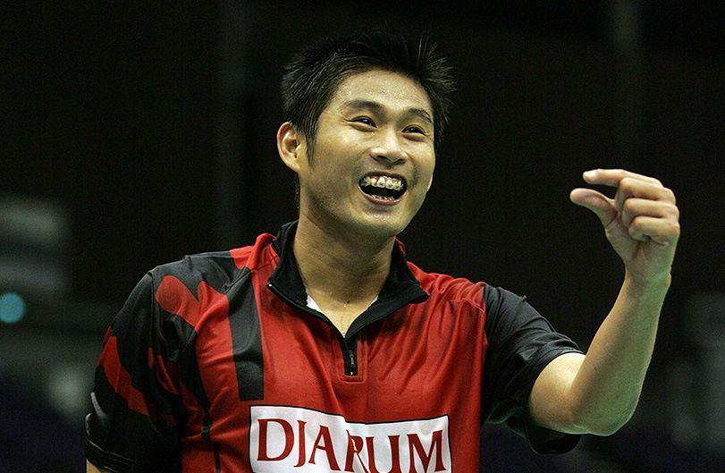 http://cdn.idntimes.com/content-images/post/20160229/dasuki-sukmawan-26-ina-yl-singaporeopen2008-1-3b9b335e4283a8911445f934d98a198b.jpg