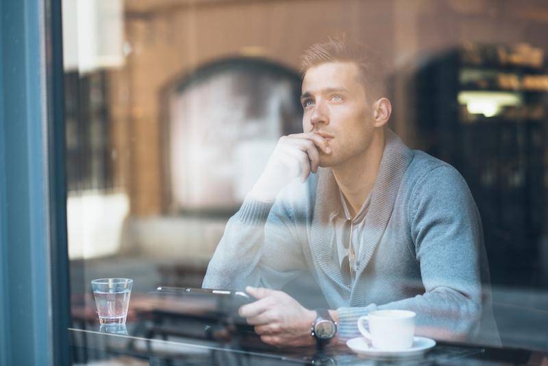 https://cdn.idntimes.com/content-images/post/20170510/daydreaming-coffee-shop-160914-e974bc5f75e96a42075eed08ba88f683.jpg