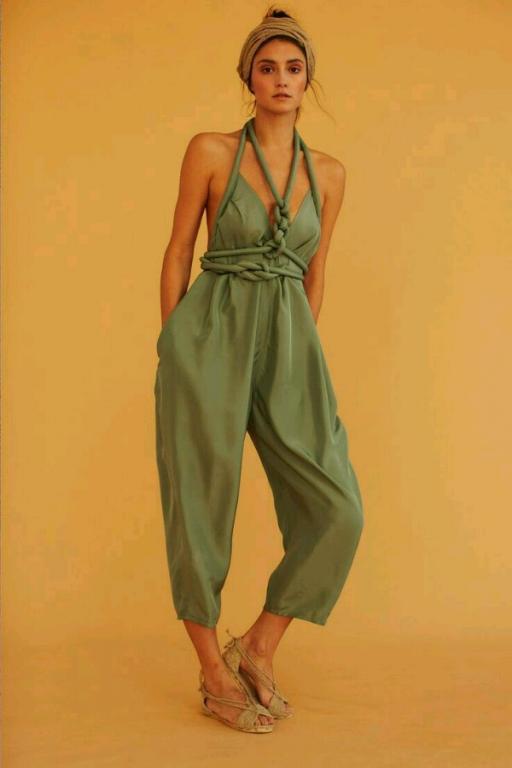 http://cdn.idntimes.com/content-images/post/old/db520-1234c33cdec075d319110725b3e8ae2b-600x899.jpg