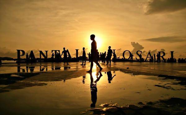 http://cdn.idntimes.com/content-images/post/old/de246-4_indonesiaexplorer_net.jpg