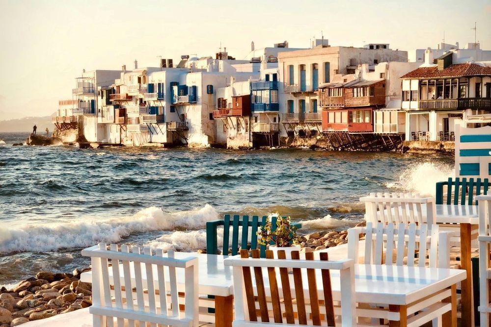 [QUIZ] Mykonos atau Santorini, Ini Destinasi Musim Panas di Yunani yang Patut Kamu Kunjungi
