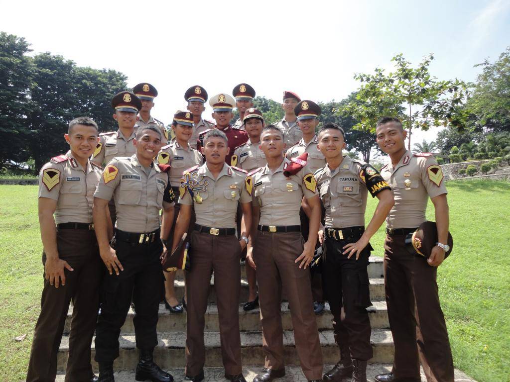 http://cdn.idntimes.com/content-images/post/old/df09a-polisi_rianpermana327.blogspotcom.JPG