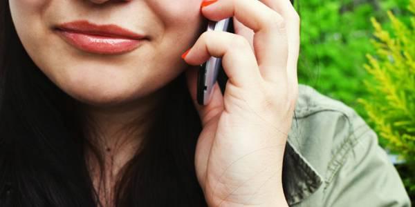 http://cdn.idntimes.com/content-images/post/old/df860-calling---pexels.com.jpg