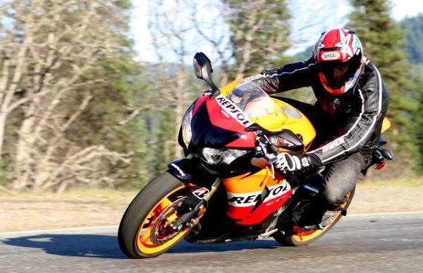 http://cdn.idntimes.com/content-images/post/old/eaab2-pembalap_nonstop-online.jpg