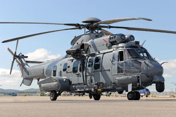http://cdn.idntimes.com/content-images/post/20151209/ec725-airheadsflycom-w600-h1000-c06d21f824d841c423e881892a0de27a.jpg