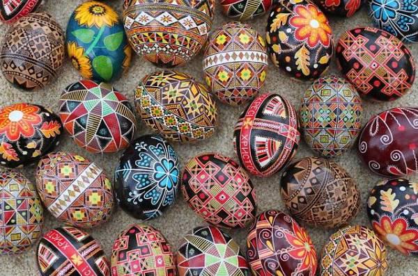 http://cdn.idntimes.com/content-images/post/old/ed1e8-Telur7-Ukraina_boredpandacom.jpg