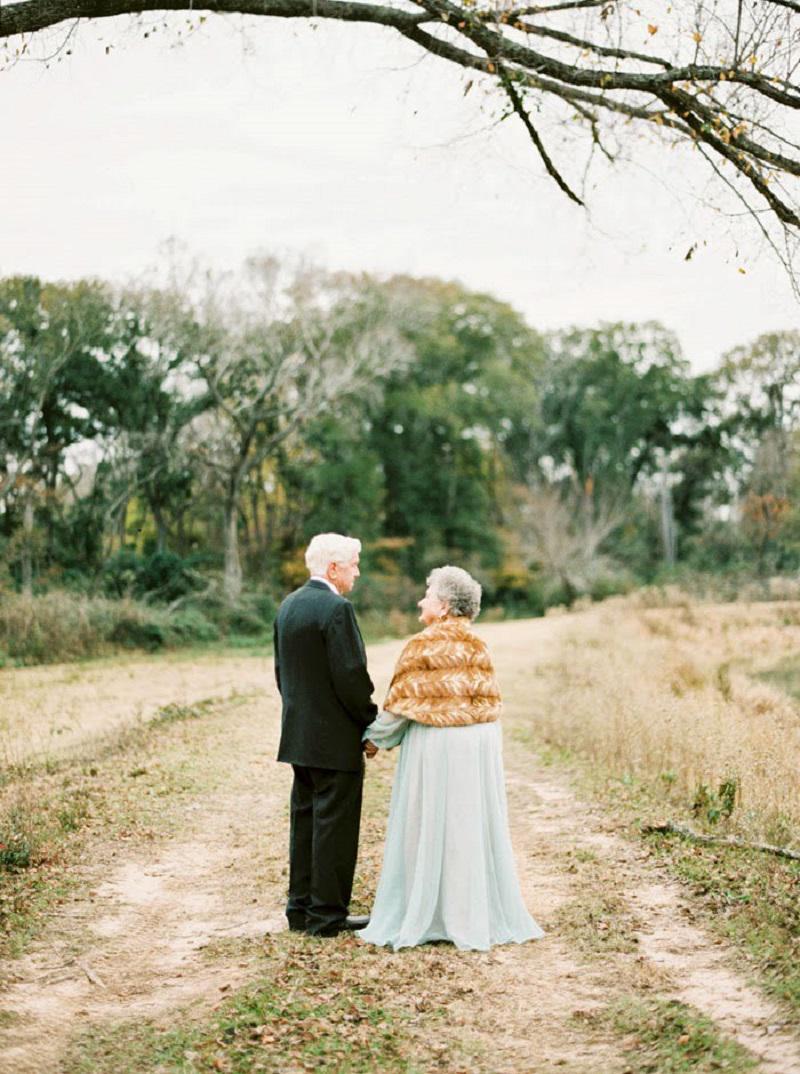 http://cdn.idntimes.com/content-images/post/20160802/elderly-couple-married-for-63-years-love-photoshoot-shalyn-nelson-wanda-joe-15-f2f8259018d02846ccf99757b294f4d7.jpg
