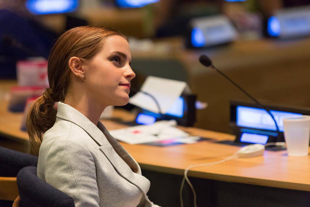 http://cdn.idntimes.com/content-images/post/20160702/emma5-859642665b352cd02d6478ac29885791.jpg