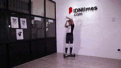 http://cdn.idntimes.com/content-images/post/20160210/ezgif-3516209565-hover-3-4145a614b3975a89c91cb025100da2e4.gif