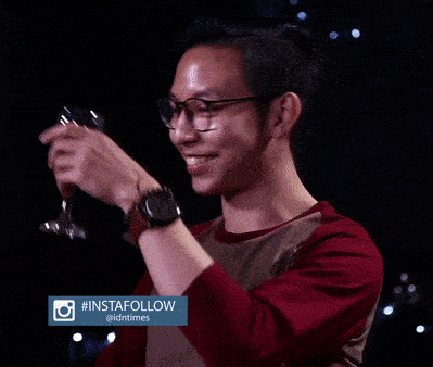 http://cdn.idntimes.com/content-images/post/20160215/ezgif-840018352-da929bf98ee1e8a787a7675e77379edc.gif