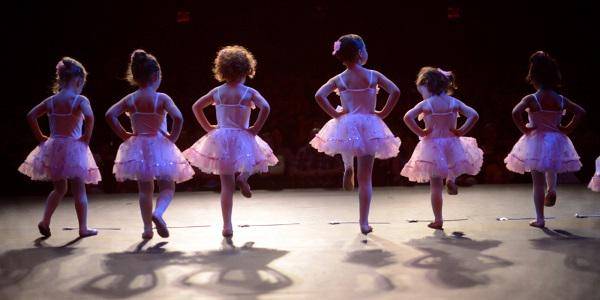 http://cdn.idntimes.com/content-images/post/old/f38e7-daddy_sunnysideballet.jpeg