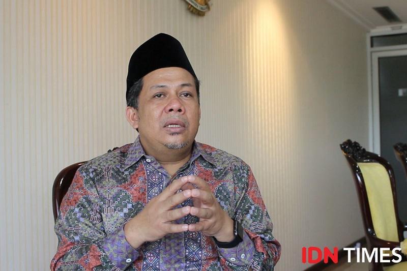 https://cdn.idntimes.com/content-images/post/20180505/fahri-h-1-7a37697abf47d5b3029691c53e393283.jpg