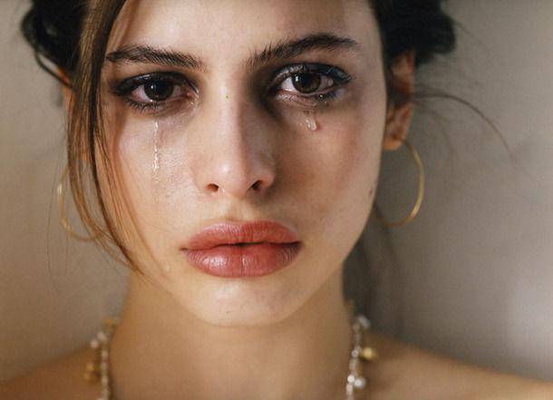 http://cdn.idntimes.com/content-images/post/20160530/favimcom-botox-charlotte-crying-lips-makeup-tears-69569-7bb1b2e0111ef65416bc68e9c0e9a6be.jpg
