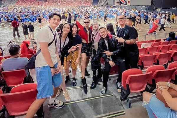 7 Potret Lyodra dan Randy Martin Nonton Lady Gaga di Singapura