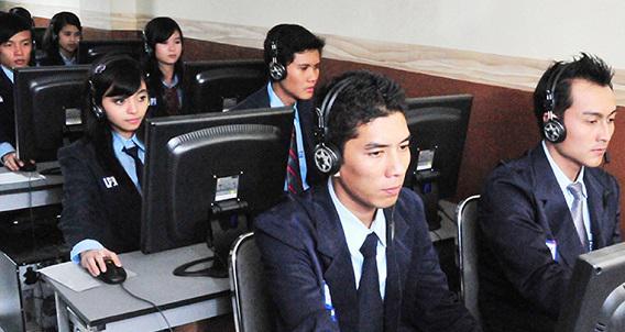 http://cdn.idntimes.com/content-images/post/20150912/gaji4_ahliinformatika.jpg