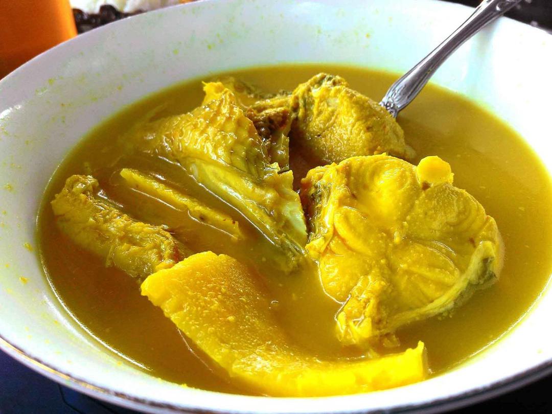 https://cdn.idntimes.com/content-images/post/20171129/gangan-rumah-makan-fega-531922db7561a9a4f11911a1293fc95f.jpg