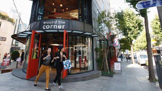 http://cdn.idntimes.com/content-images/post/20150930/gangnam.jpg