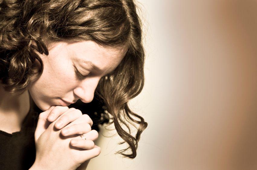 http://cdn.idntimes.com/content-images/post/20160524/girl-praying-image-11667eb1a3940b21b752e10687d4bd43.jpg