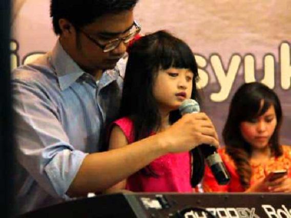 http://cdn.idntimes.com/content-images/post/20150821/grezia8_hqdefault.jpg