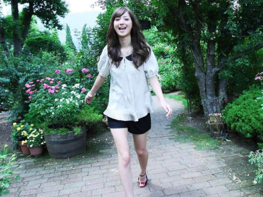 http://cdn.idntimes.com/content-images/post/20151118/han-ni-chan-6-6e5bc78dc13f35541e8f2dbf0ba51e7e.jpg